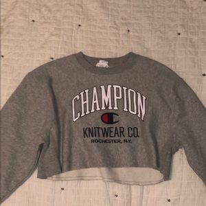 Cropped sweatshirt